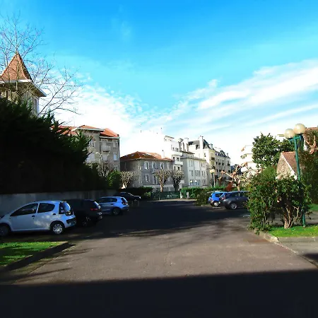 Διαμέρισμα B288 T2 St Charles *
